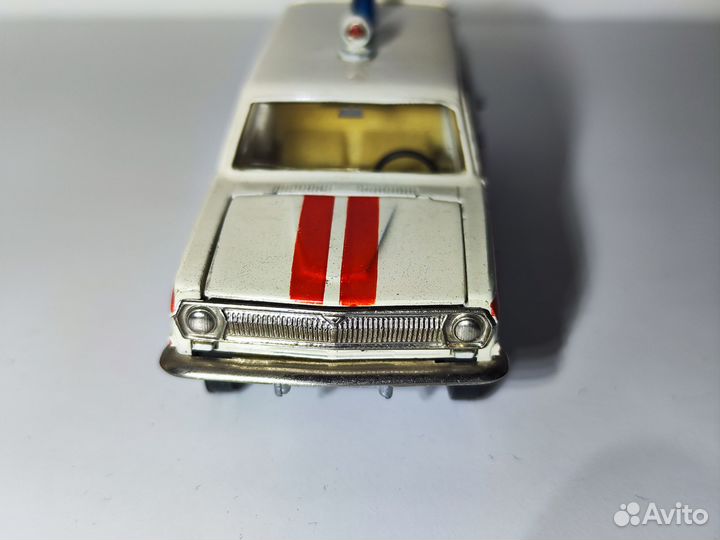 Модель Волга газ 24-02, Скорая, А24, СССР, 1:43