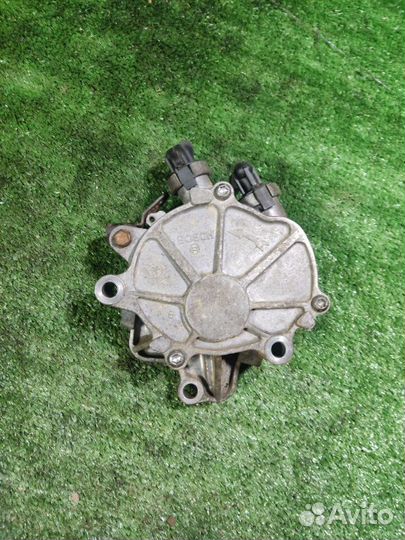 Насос вакуумный Land Rover Discovery 3 276DT 2006