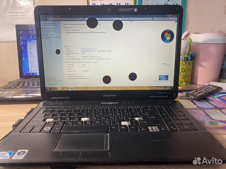 Ноутбук eMachines Е725