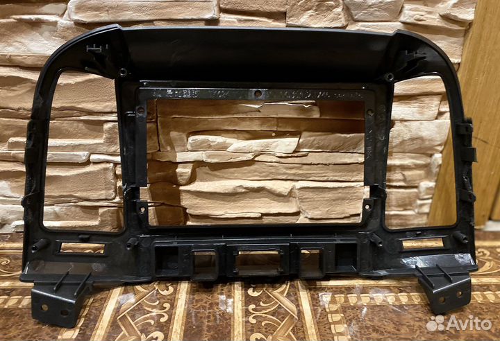 Рамка 2din под 9 дюймов Санта фе 2