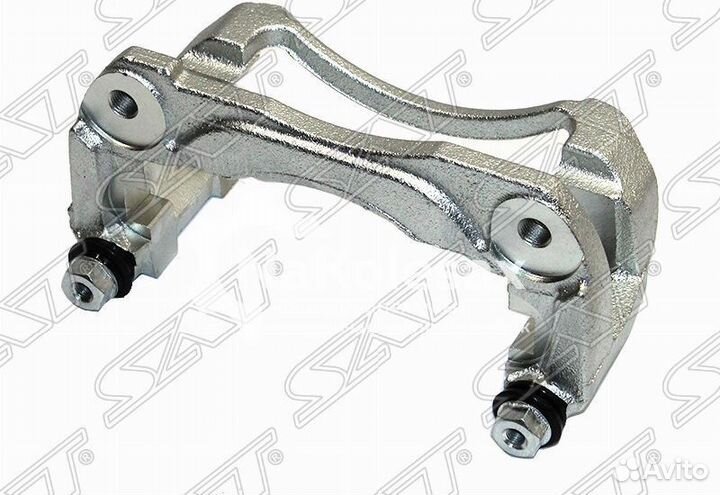 Скоба FR суппорта RH toyota camry ACV40 (с направл