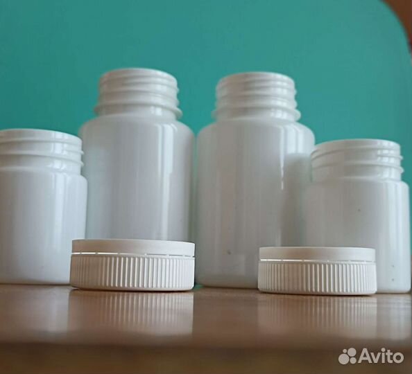 Пластиковые баночки (тара) с крышкой