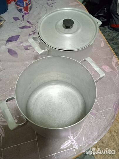 Кастрюля алюминиевая