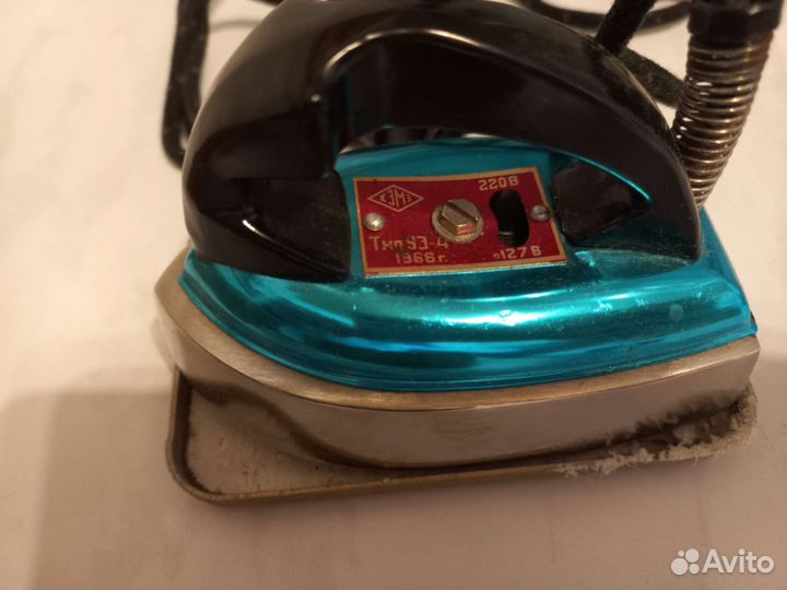 Утюг малогабаритный СССР 1966 год