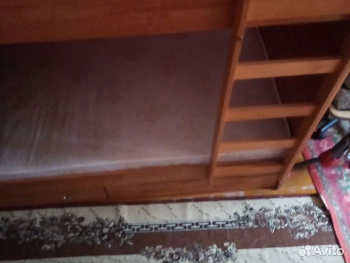 Двухъярусная кровать бу с матрасами