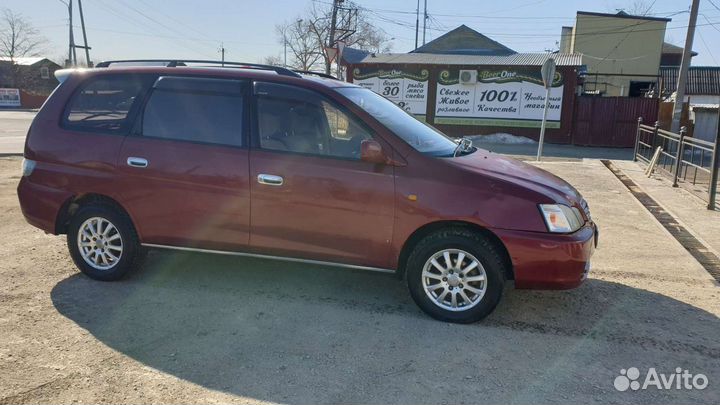 Toyota Gaia 2.2 AT, 1998, 180 000 км