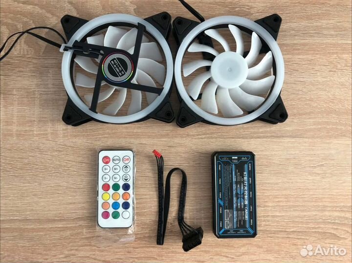 Вентиляторы с подсветкой и контроллером
