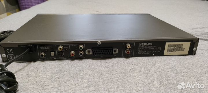 DVD плеер Yamaha dvd-s557
