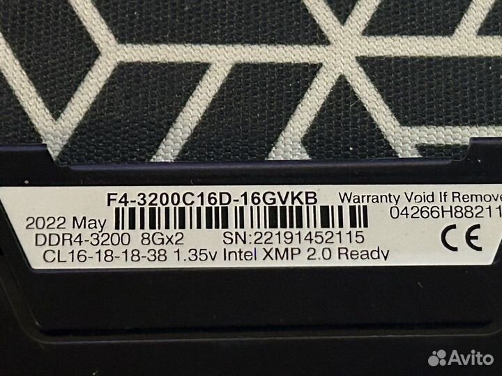 G.Skill Ripjaws V F4-3200C16D-16gvkb 16 гб