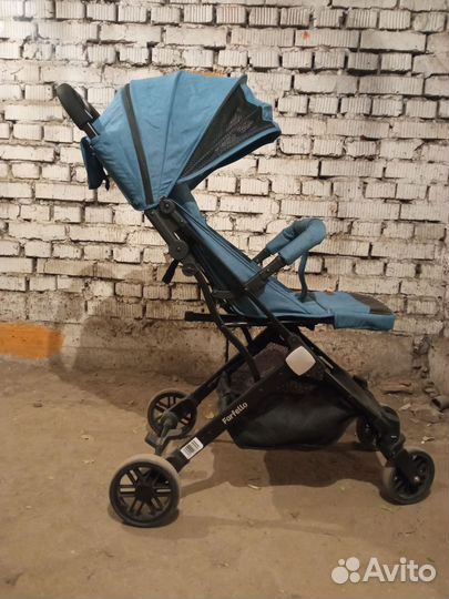 Детская прогулочная легкая коляска