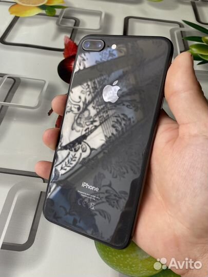 Продам iPhone 8 Plus, 64 g