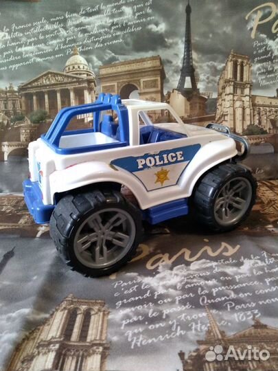 Машина Полиция