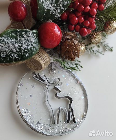 Новогодние игрушки из эпоксидной смолы