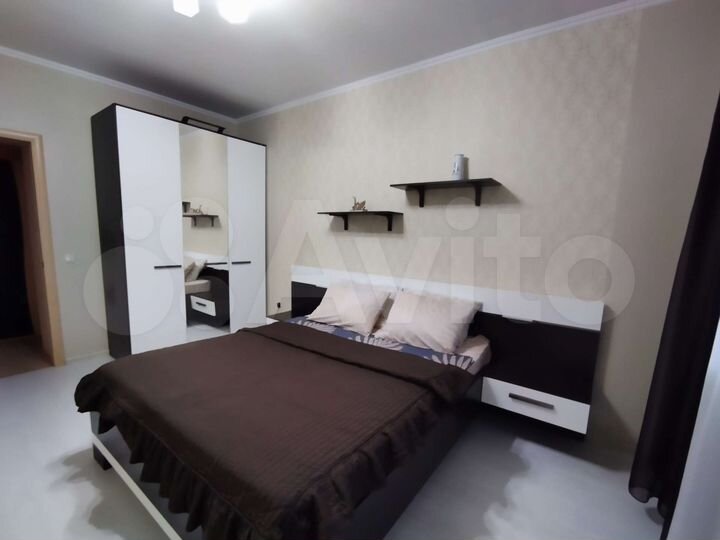 2-к. квартира, 65 м², 2/12 эт.