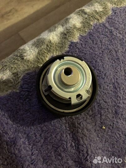 Натяжной ролик грм