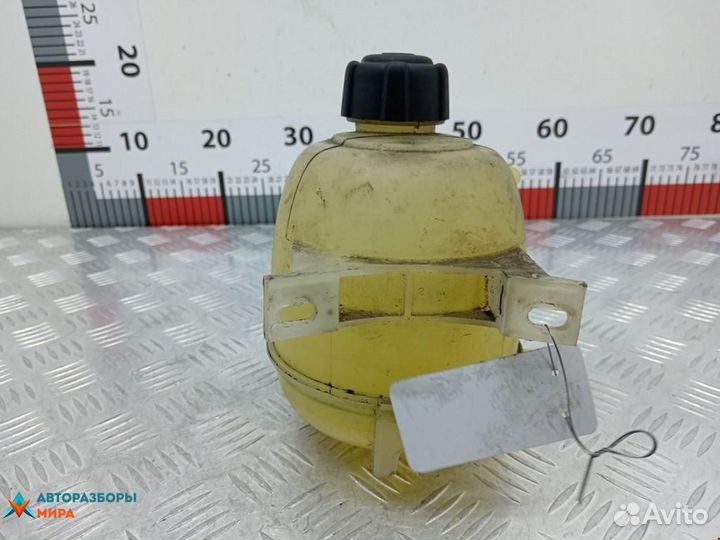 Бачок расширительный Renault Megane рест. 2001