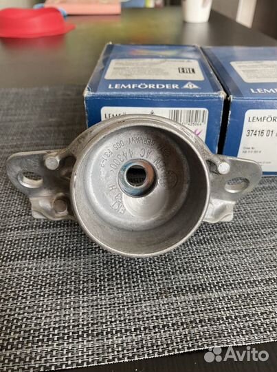 Опоры заднего амортизатора Lemforder
