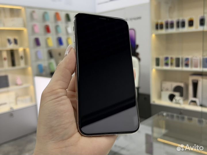 iPhone X, 64 ГБ