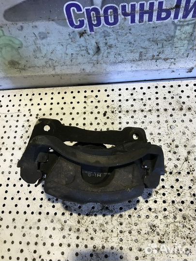 Суппорт тормозной передний правый Chevrolet Epica