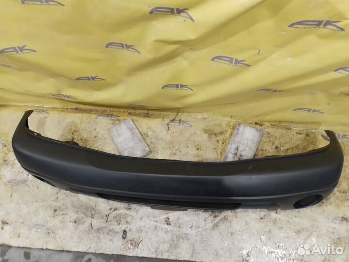 Передний бампер Suzuki Grand Vitara 2001–2005 рест