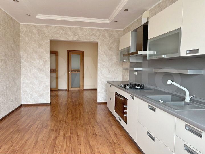 3-к. квартира, 105,4 м², 5/5 эт.