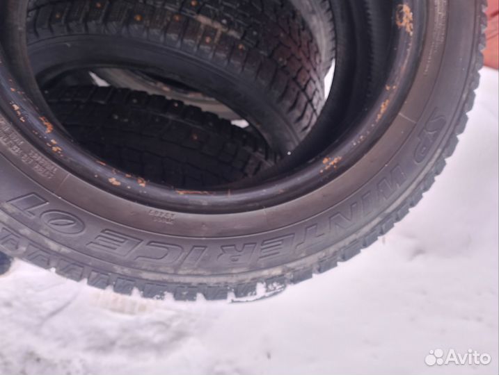 Dunlop SP Winter Ice 01 205/55 R16