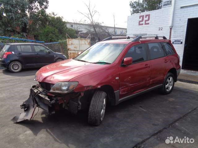 Разбор на запчасти Mitsubishi Outlander