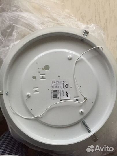 Светильник потолочный