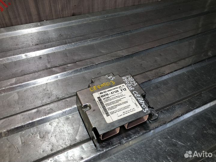 Блок SRS Киа Церато 3