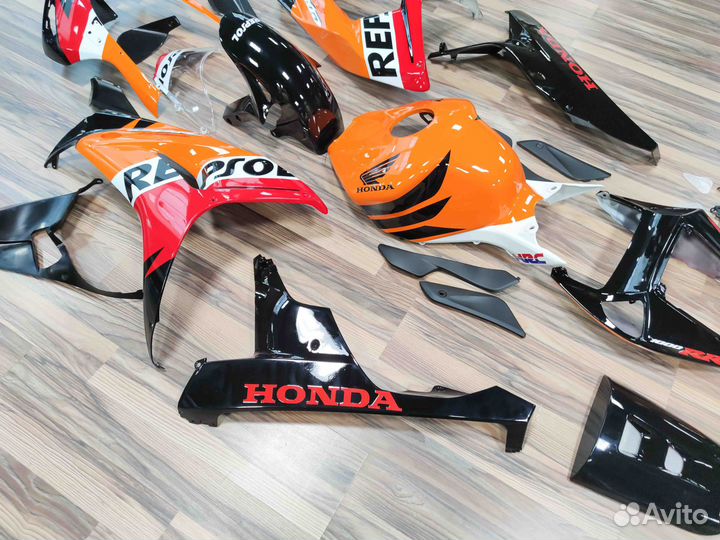 Комплект пластика honda CBR1000RR 2006-2007 repsol