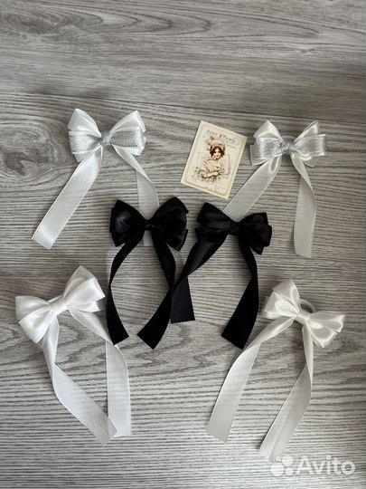 Школьные банты на резинках и заколках