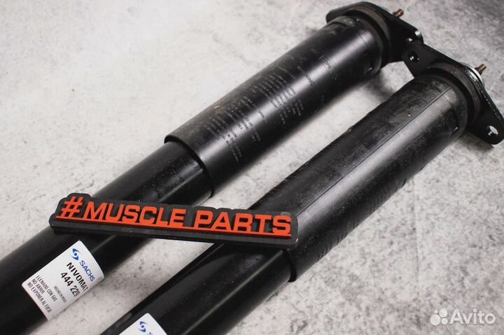 Амортизатор задний Chrysler 300c 05-07