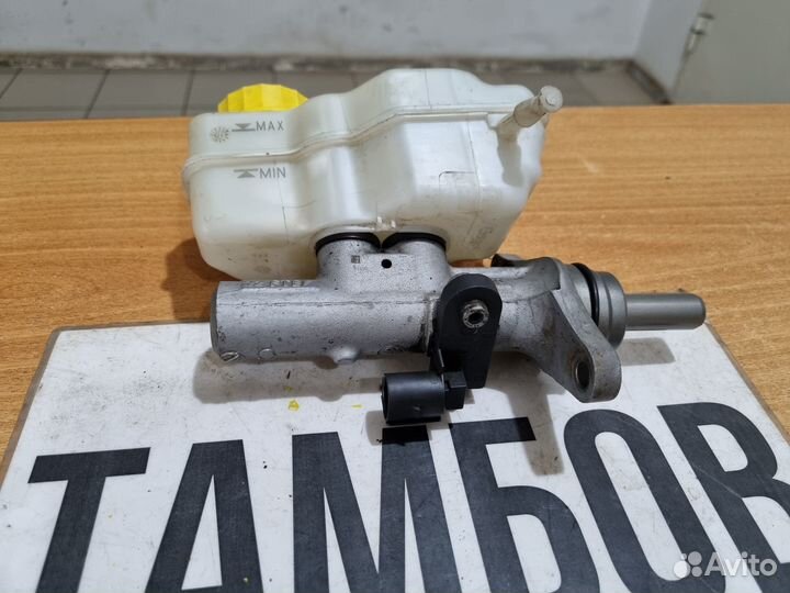 Гтц без бачка фольксваген поло 2012 год