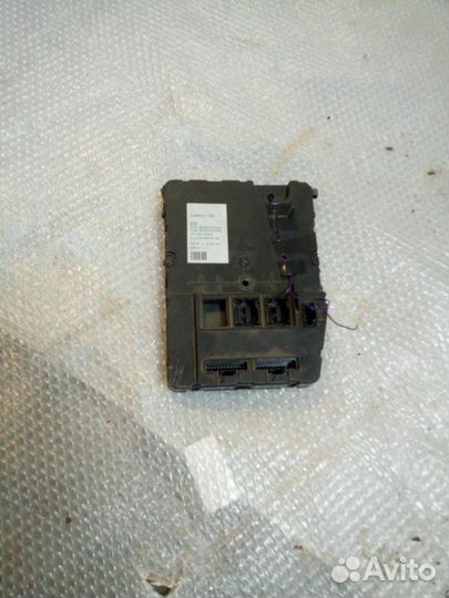 Блок комфорта Renault Megane 3D Coupe 2 K9KD722