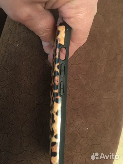 Чехол на iPhone 11