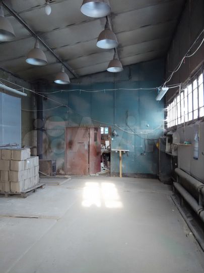 Производство, 180 м²