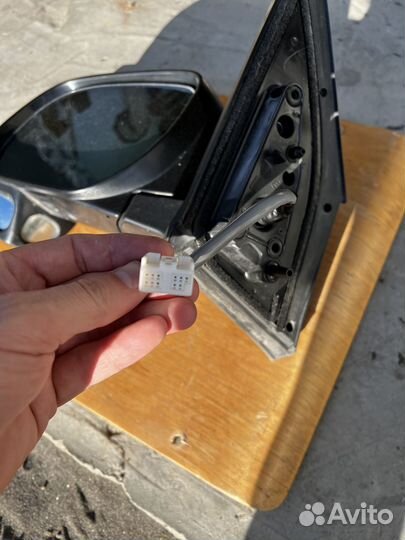 Зеркало заднего вида рав4
