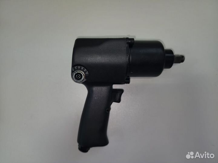 Гайковерт пневматический 1/2