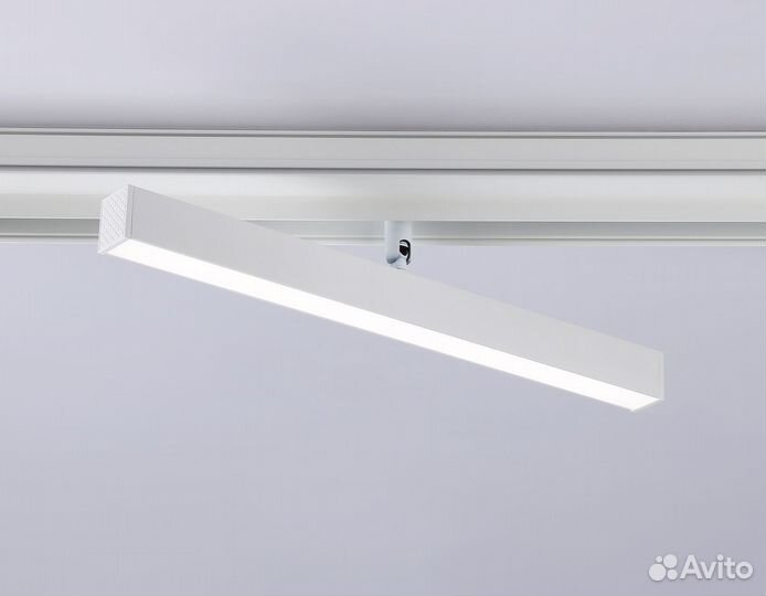 Трековый светодиодный светильник для Магнитных шинопроводов LED 12W 4200K 48V 305*22*45, черный