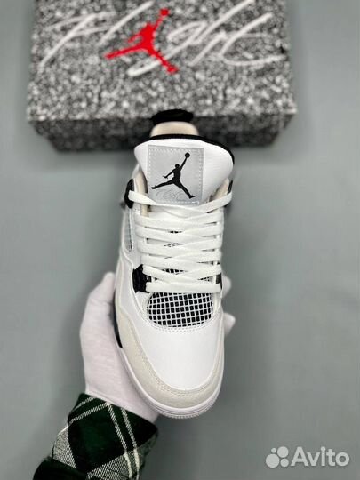 Кроссовки Air Jordan 4 зимние с мехом