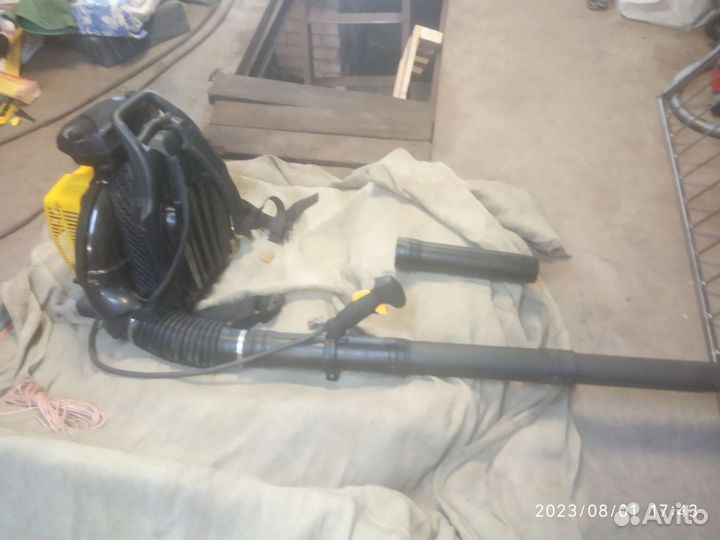 Бензиновая воздуходувка champion