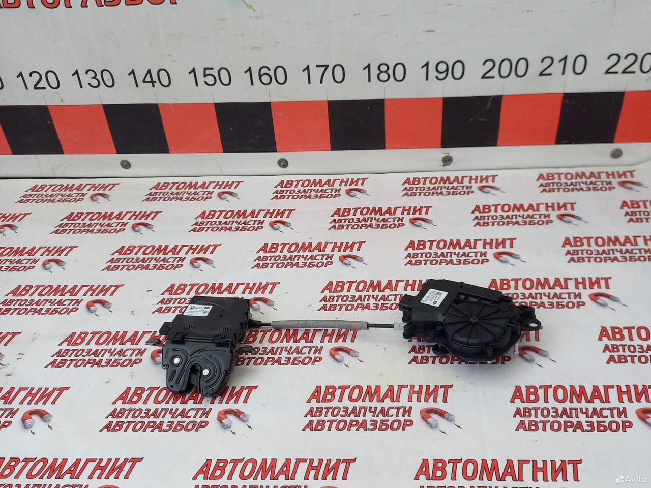 Замок крышки багажника Jaguar F-pace Ягуар Ф пайс