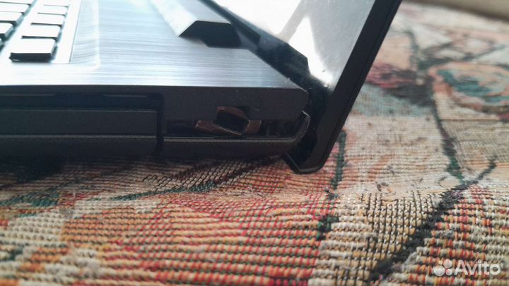 Ноутбук lenovo