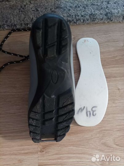 Лыжные ботинки