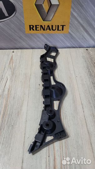 Кронштейн крепление бампера Renault logan 2 Прав