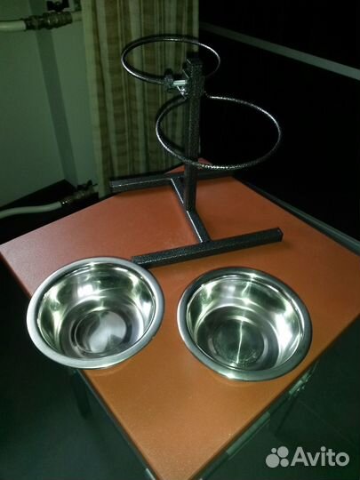 Стойка с мисками для кошек и собак Triol 0.35 л