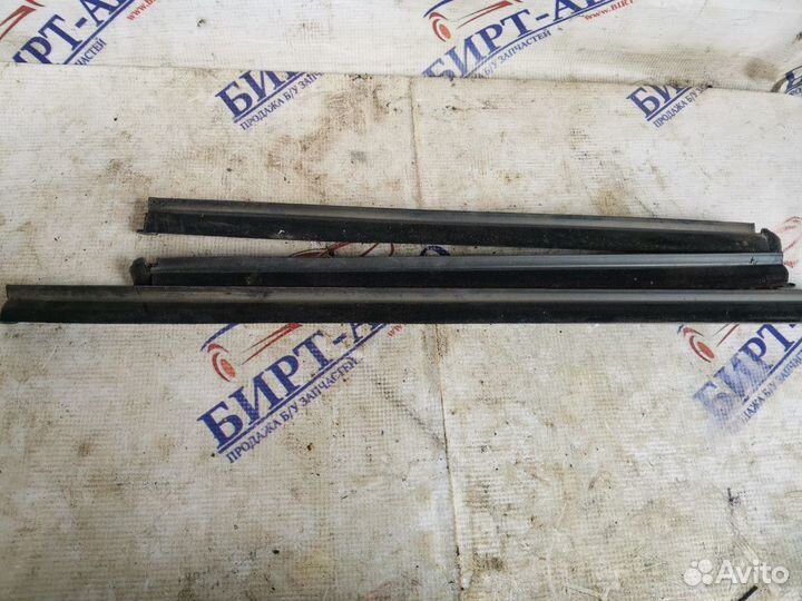 Молдинг стекла двери BYD Flyer I (2005—2008)