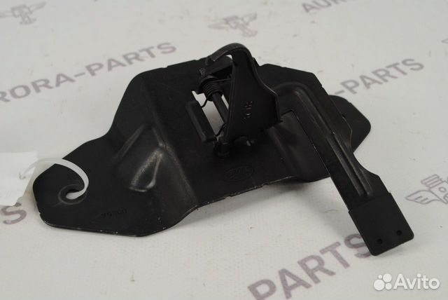 Крюк капота Discovery Sport L550 2014