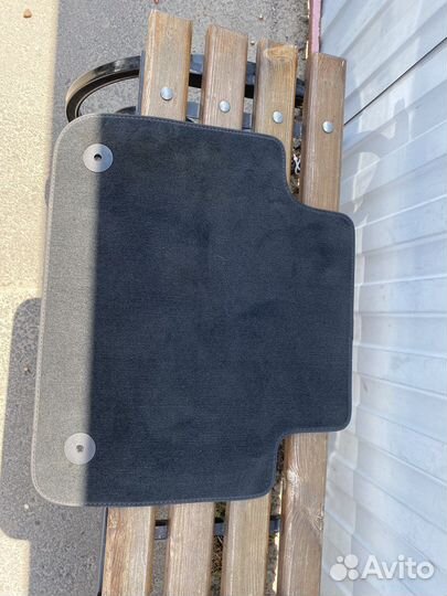 Коврики для Volkswagen Touareg 3 поколения