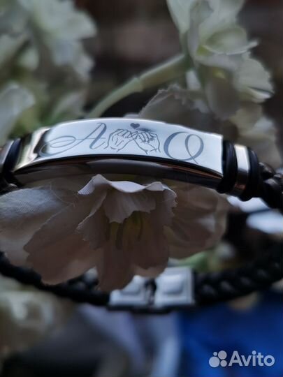 Парные браслеты с гравировкой